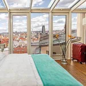 Malostranska 4* Prague